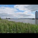 In Schleswig mit Blick auf das langgestreckte Ende der Schleimündung